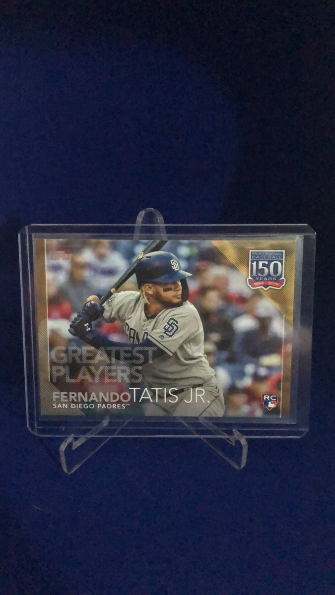 ajfear24's tweet image. Road to 1k giveaway!! One lucky winner will get this sick Tatis jr greatest players card /50!! Just retweet and make sure you’re following and tag a friend to be entered! Winner will be announced on Sunday night 8/30 at 5pm pst!