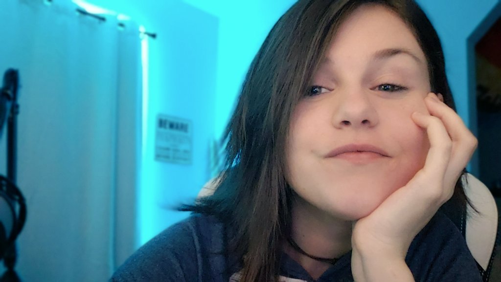 Leebz day 😍 

Hopefully we can get her a win in fall guys.

Twitch.tv/keebzo