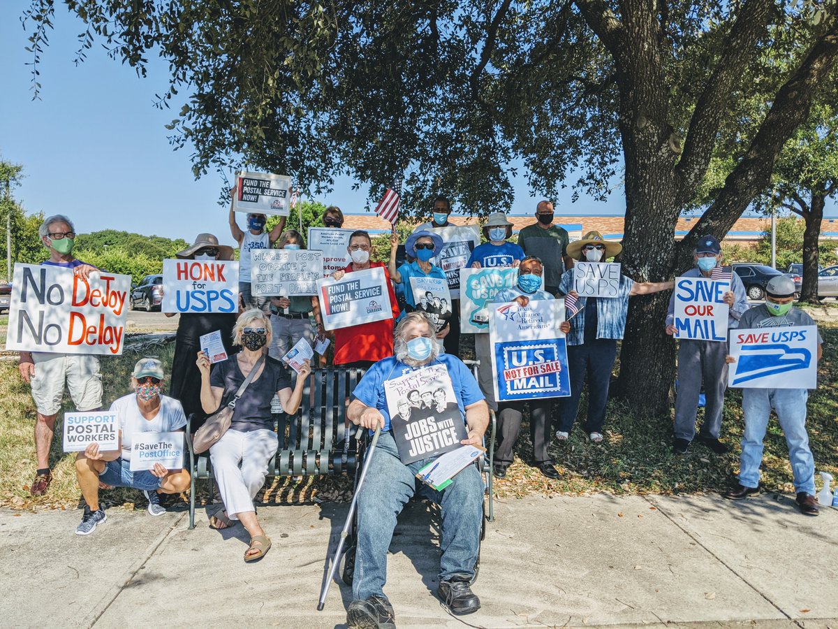 steph_this_way's tweet photo. Great crowd with great speakers this morning at the Mockingbird Station Post Office in Austin! #SaveThePostOffice https://t.co/Xvj10QeE2Y