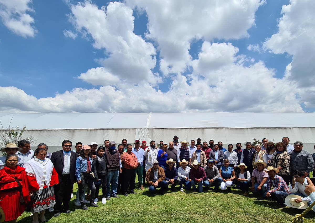 ConEsequiel's tweet photo. Alianzas ponen en el centro🇮🇱 beneficio a comunidades,🇺🇸 cooperación entre los sectores y diseñar iniciativas🇲🇽 legislativas que aceleren la ruta universal de desarrollo sostenible.@FAOMexico @el_BID @FIRA_Mexico
@latierradondedeseovivir.@Agenda2030MX @SEDAGROedomex https://t.co/cvMa5GwEzQ