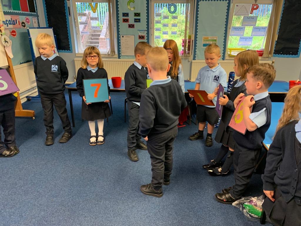 CarnbroePS's tweet photo. This P1C boy was able to order our number tiles 😊👍🏼🌟🔢 #countingon #countingback #bigmaths https://t.co/U4RJ0cozlP