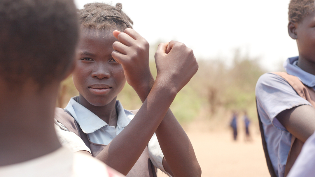 It is alarming that so many teenage girls have fallen pregnant during lockdown, which can have lifelong consequences for them. Our Sports and Play coordinator, Ruth Mwinga is coaching and helping these girls in this difficult situation by training them to get more self esteem and