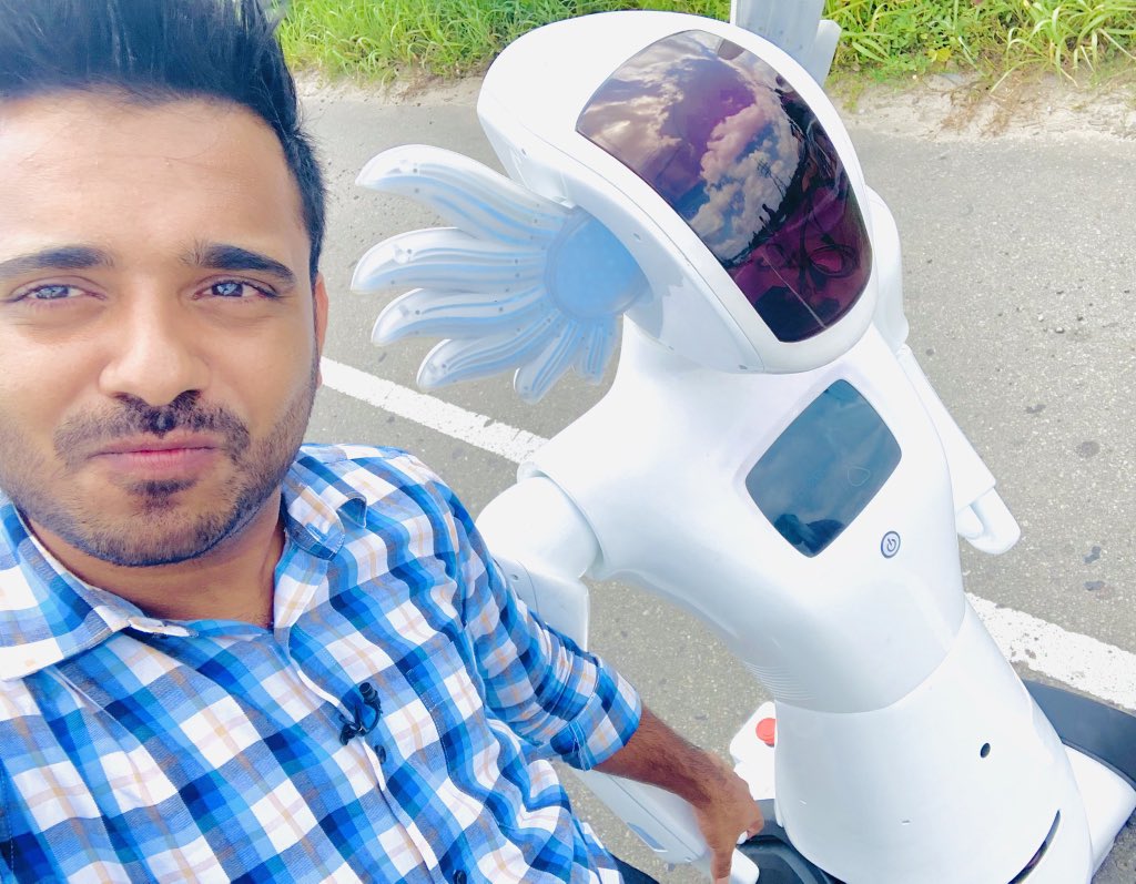 Larryhw's tweet photo. අපේම රටේ ARIMAC ආයතනයේ තරුණයෝ සෙට් එකක් එකතු වෙලා හදපු ලංකාවේ පලමු අධි තාක්ෂණික රොබෝ යන්ත්‍රයේ කතාව..

Story of the first ever #High_Tech #humanoid_robot in Sri Lanka #DIYASEN

My new Prog 👉 #On_Topic #TV_Derana https://t.co/mMCnuz2Jt4