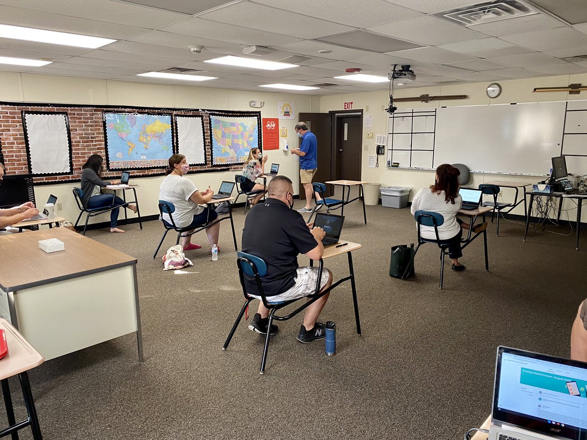 NorthHigh1's tweet photo. Getting ready at NAHS! Over 50 teachers joined a Mock Class/Stress Test Experience today to leverage our tech to develop and refine plans for in-person and remote learning. Lots done and lots more to do. Success all-around! #jamboard #remotelearningworks #LoveNorthSchools! https://t.co/iJLUjvbfcq