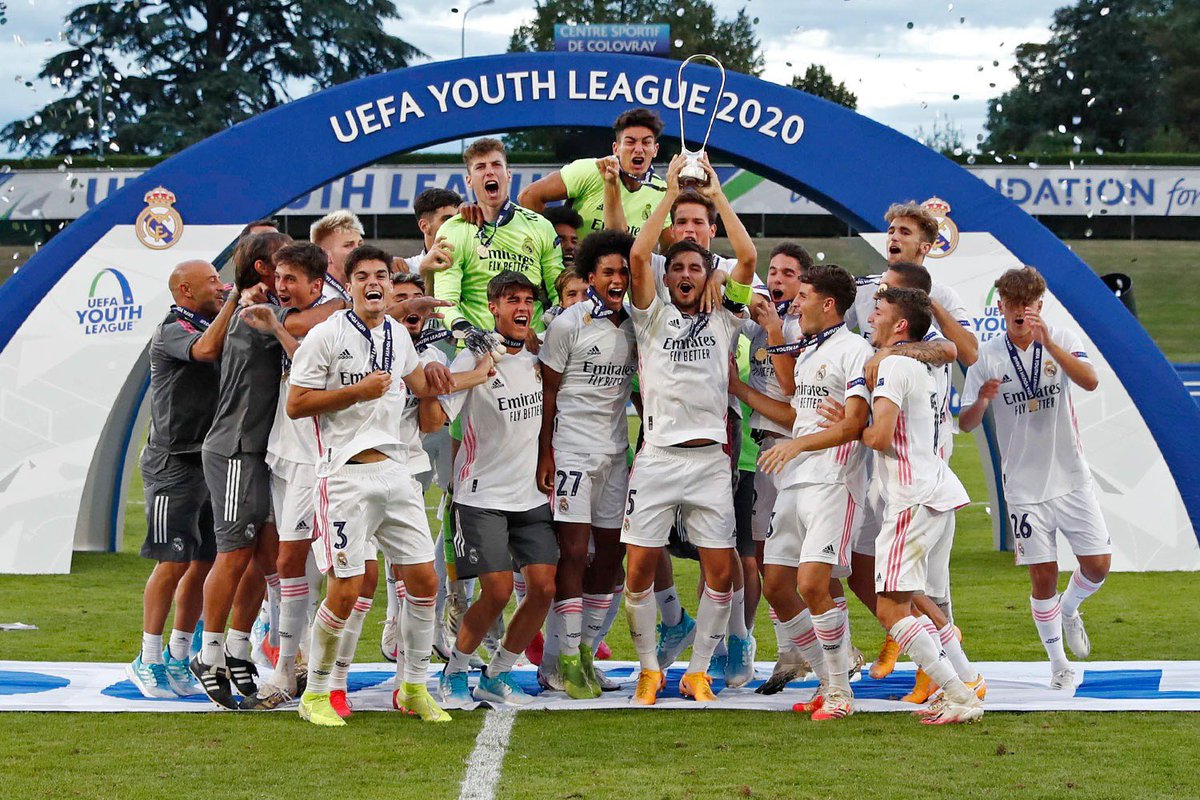 Fede Valverde (@fedeevalverde) on Twitter photo Felicitaciones <a href="/lafabricacrm/">Cantera Real Madrid</a> por la @UEFAYouthLeague 💪🏼💪🏼
<a href="/RaulGonzalez/">Raúl González Blanco</a> 🙌🏻 Felicitaciones <a href="/lafabricacrm/">Cantera Real Madrid</a> por la @UEFAYouthLeague 💪🏼💪🏼
<a href="/RaulGonzalez/">Raúl González Blanco</a> 🙌🏻