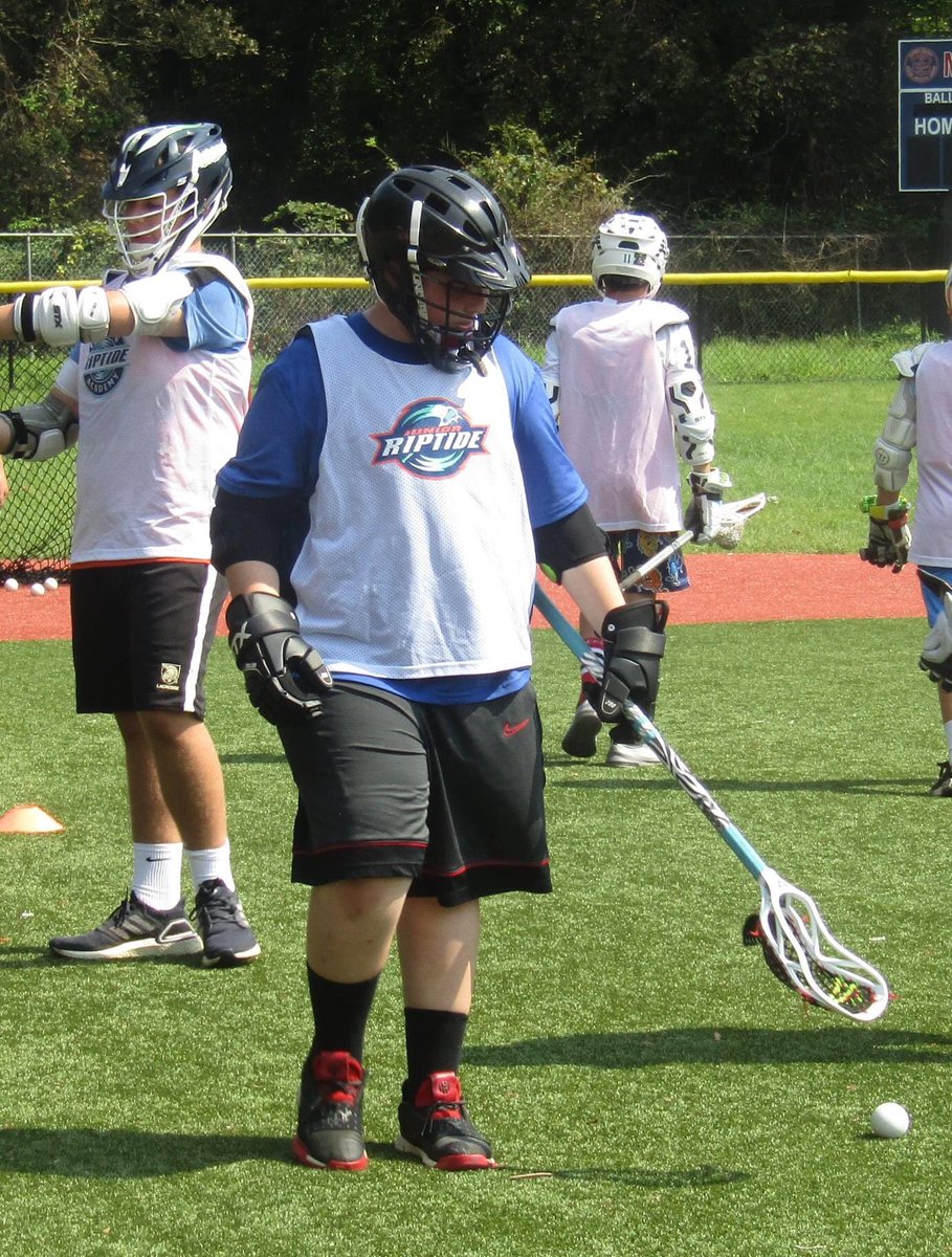 Brad_Schwartz74's tweet image. I had a great time today at day two of the @newyorkriptide @RiptideTraining camp!  Great to work again with Riptide players Connor Kelly and Cody Radziewicz. Looking forward to a great final day tomorrow! @NLL #WarningIssued