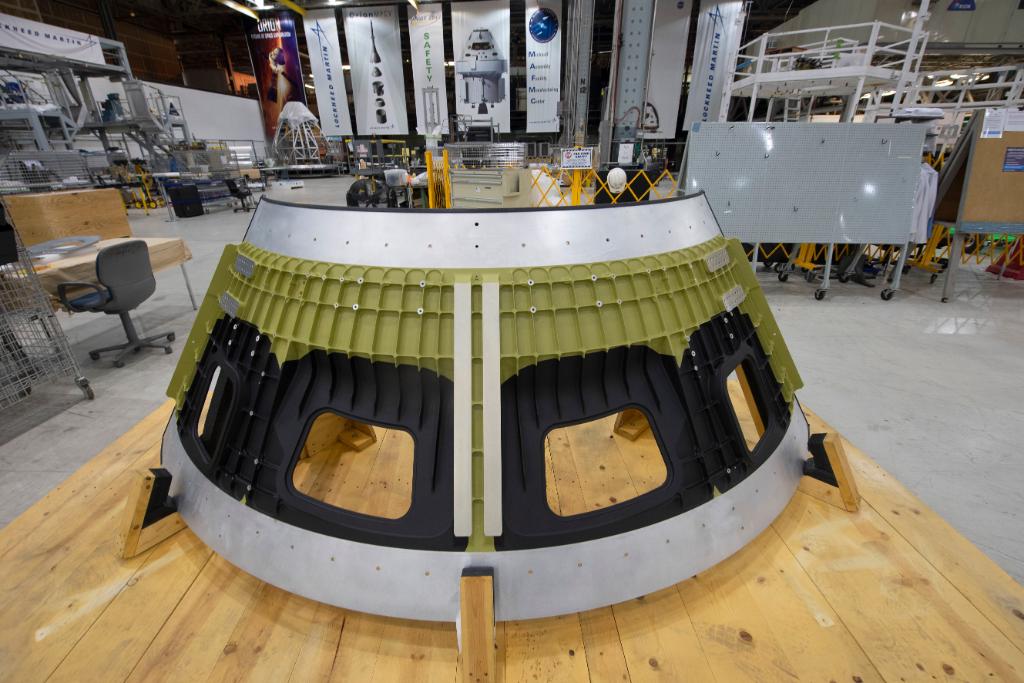 The first piece of the Orion spacecraft’s pressure vessel for Artemis III – the mission that will land the first woman and next man on the Moon in 2024 – has arrived at NASA. The cone panel that will house the windows astronauts will use to view the Moon was designed by Orion’s lead contractor, Lockheed Martin, and manufactured by AMRO Fabricating Corp., of South El Monte, California. It arrived at NASA’s Michoud Assembly Facility in New Orleans on Aug. 21. In the coming months, the other six elements of the pressure vessel will arrive at Michoud where they will be welded together to build the underlying structure of Orion. The pressure vessel is Orion’s primary structure that holds the pressurized atmosphere astronauts will breathe and work in while in the vacuum of deep space.