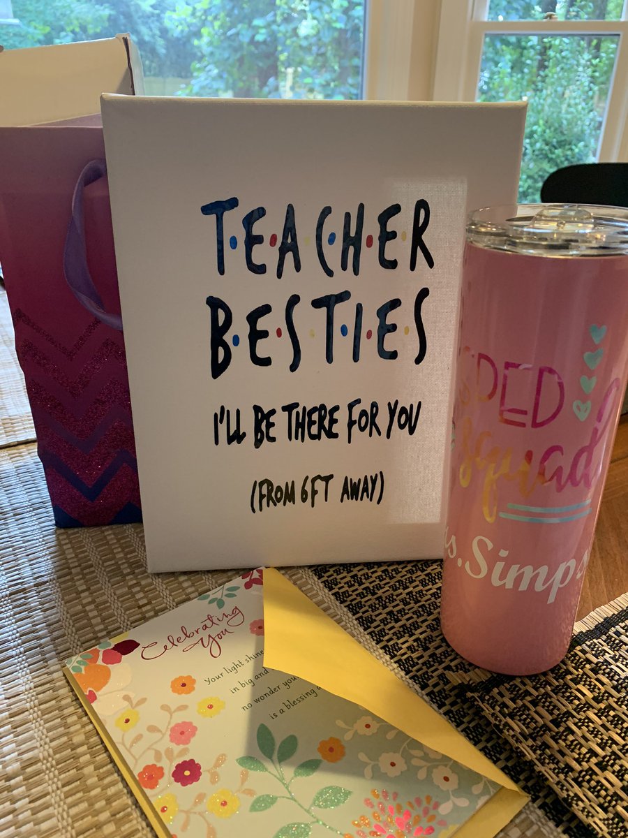 shannonpsimpson's tweet photo. Thank you @LJBelben_WLMS for the best birthday gift! #teacherbesties #coteachers #WLMS_Wildcats https://t.co/htNuBT1dFC