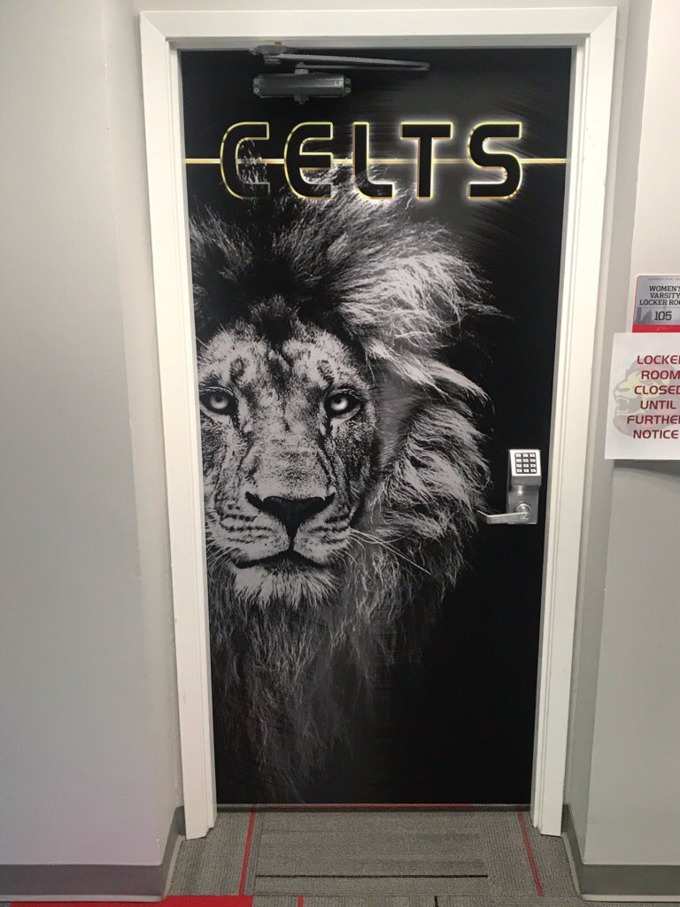 stthomashouston's tweet photo. In case you haven’t checked on our @USTAthletics page, our JACC Athletic Center got some new upgrades featuring some of our athletes.
Tell us what you think in the comments below!
#usthouston #university #celtstrong #celtnation #celtpride #houston https://t.co/vvFAW1fAQc