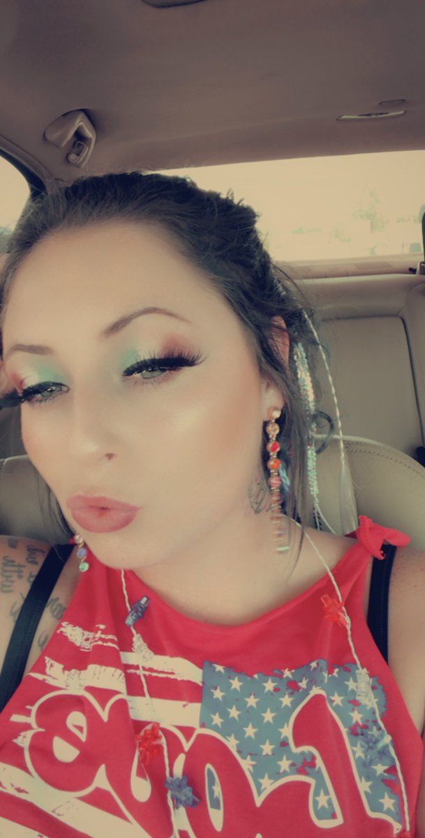SomerNichole's tweet photo. https://t.co/ltYklBBGEN