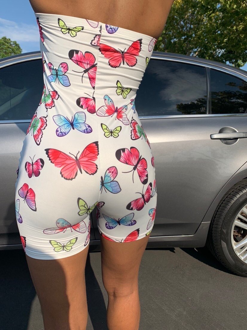 lovelyskouture's tweet photo. Some of the clothes we currently have  https://t.co/sjqVUilBTc https://t.co/MPLdRduh4Y