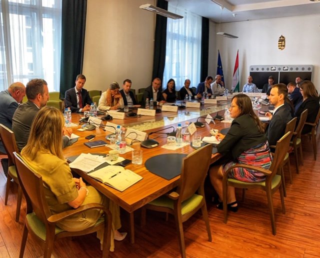 attila_steiner's tweet photo. I consulted with the #Hungarian delegation to the #CommitteeOftheRegions on the key issues of the next #EU semester focusing on the new challenges arising from the #COVID19 crisis. I wish all members of the @EU_CoR effective and successful work!🇪🇺🇭🇺 https://t.co/aVcF6sL2Jg