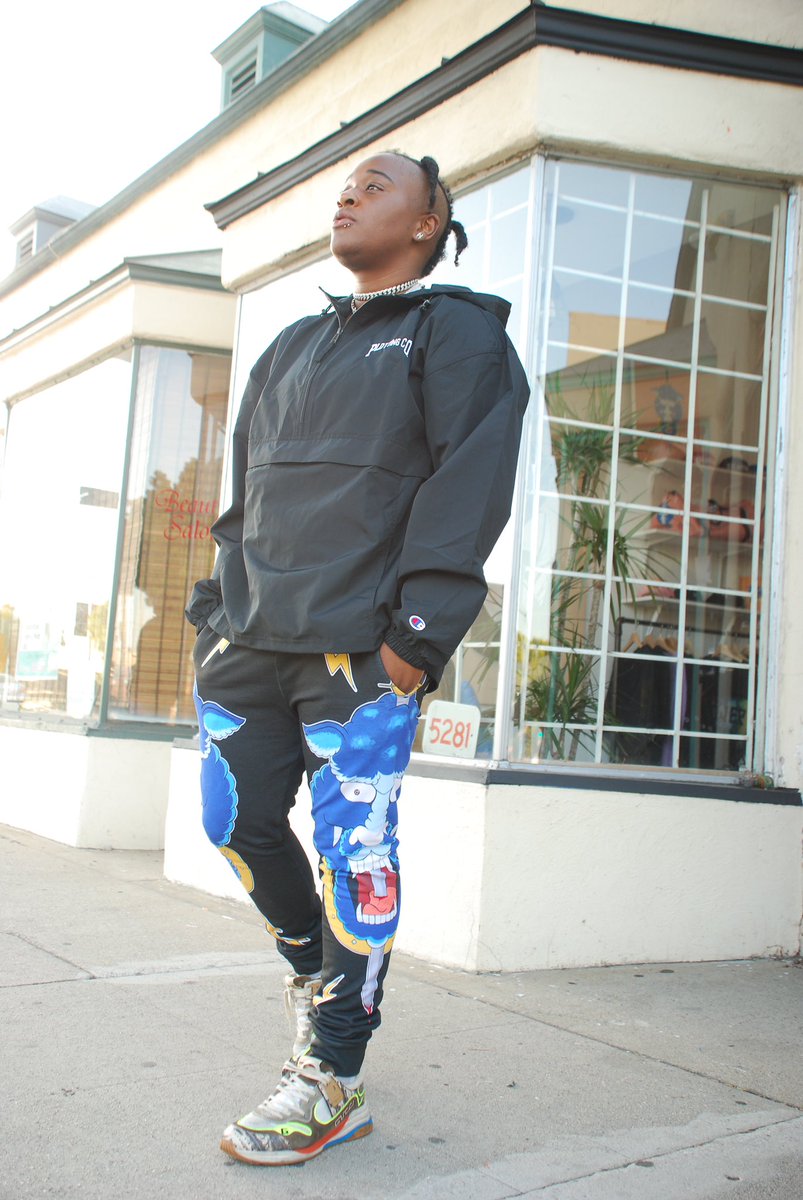 plotting_co's tweet photo. “WOLFIO” Joggers
Now available on https://t.co/uQNjxoGBKa https://t.co/iRLs4u26BL
