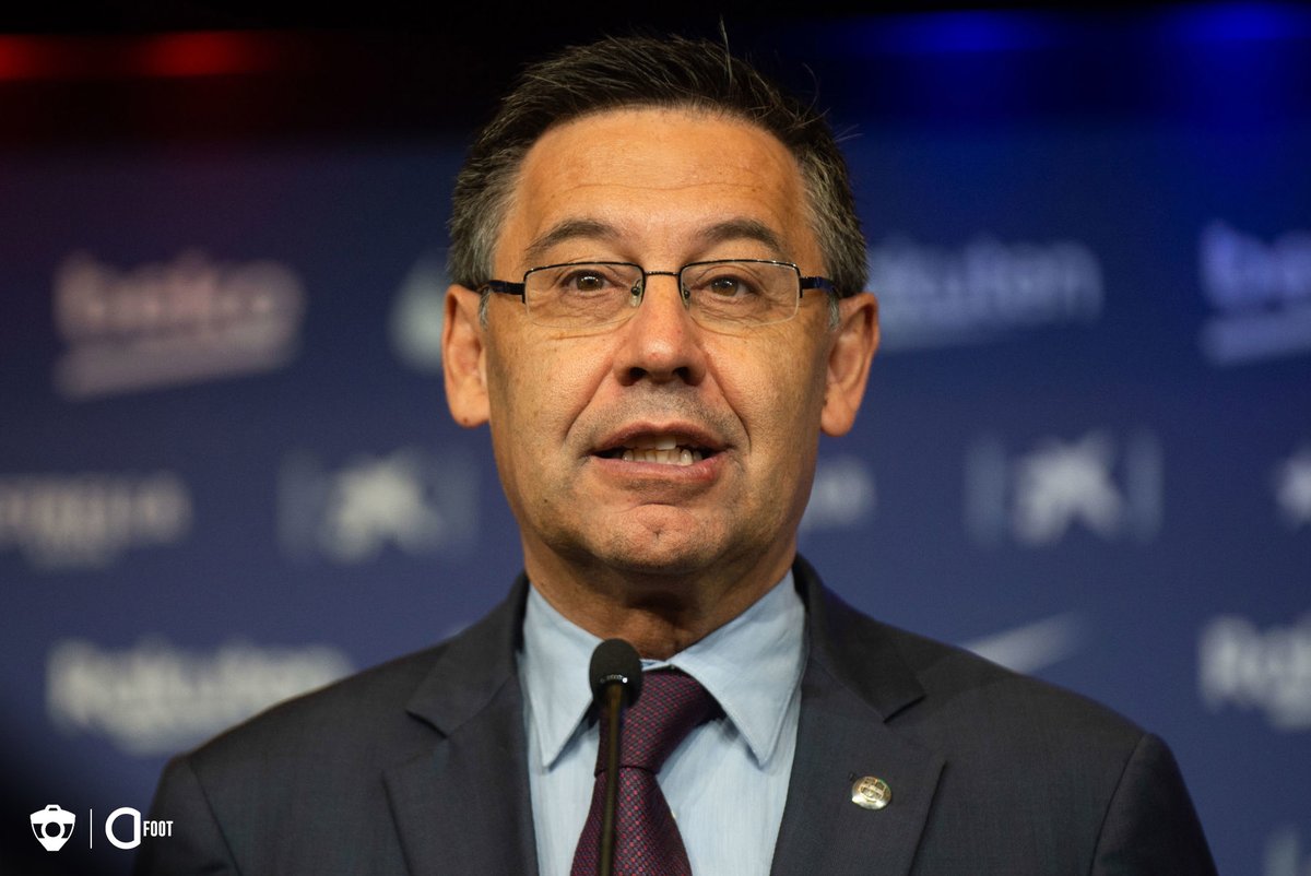 ActuFoot_'s tweet photo. 🔴 La réunion d'urgence est terminée : les directeurs du FC Barcelone ont demandé à Josep Maria Bartomeu de démissionner de son poste de président du club.

(@TyCSports) https://t.co/1YXB1lWj0C