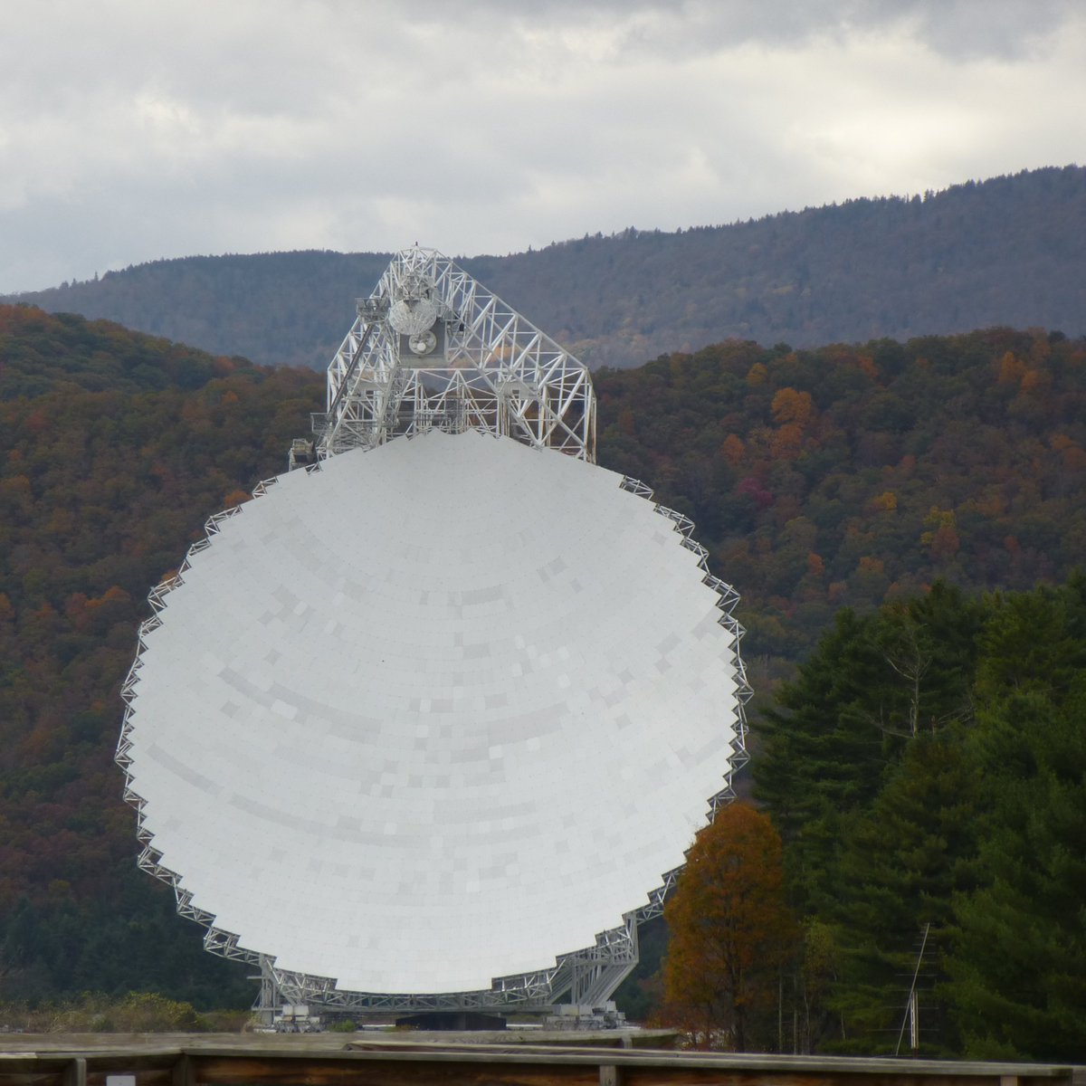 The GBT is the world's largest fully-steerable radio telescope. It is 485 feet tall and weighs 16 million pounds.1/