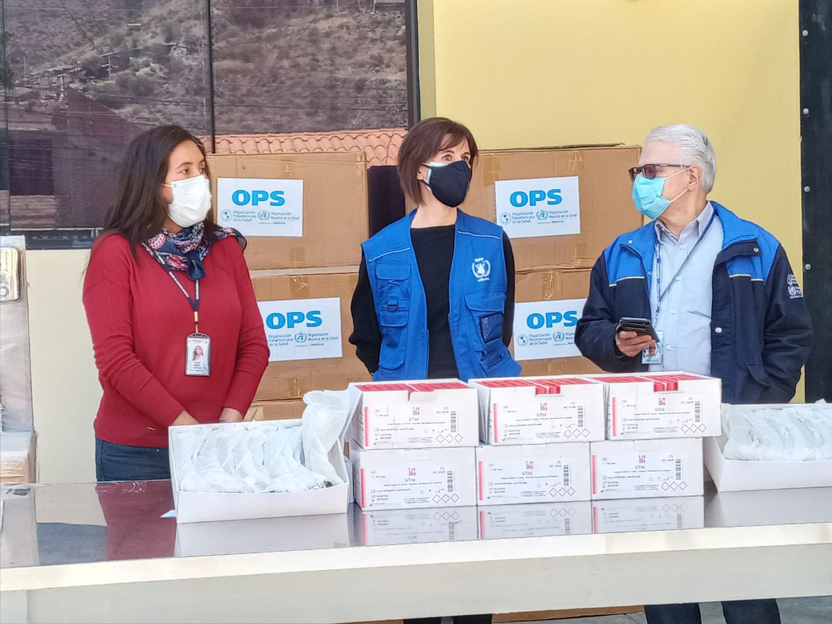 WFP_Peru's tweet photo. 📦 Además, en compañía de autoridades de la región y de los Representantes del Programa Mundial de Alimentos (@WFP_Peru) y de OPS, se entregó equipos de protección para el personal de salud que hace frente a la pandemia en Áncash, a través de la Dirección Regional de Salud. (3/6) https://t.co/jnImjfIQRO