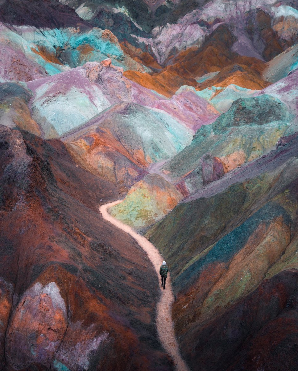 jjtrailwalker's tweet photo. The crazy colors of Earth https://t.co/1lU5BlT7Xt