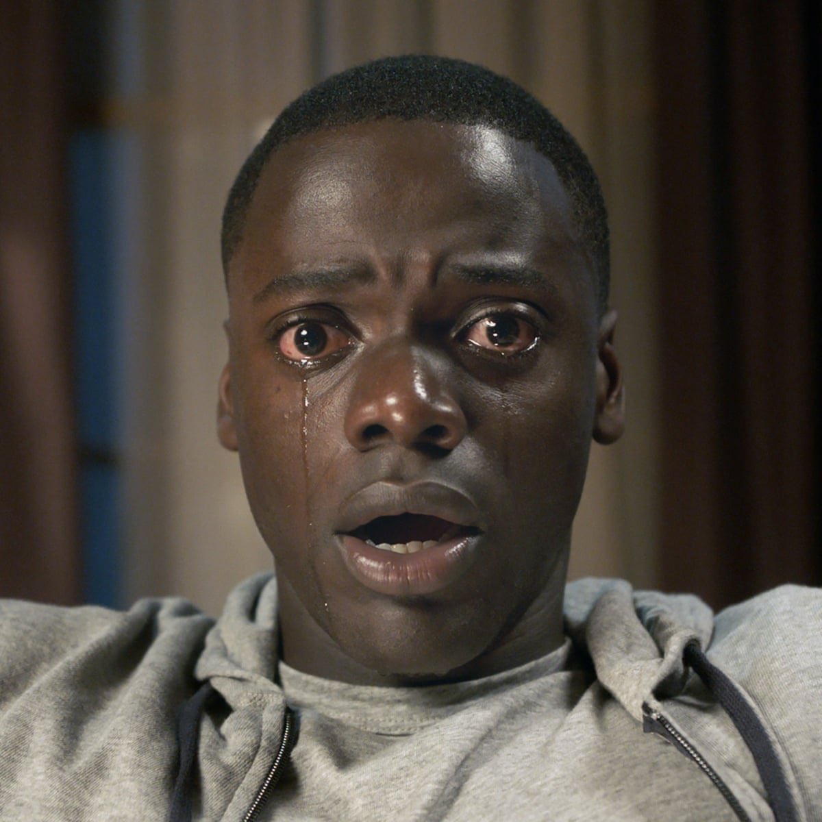 AustinCrute's tweet photo. me when I saw how Moe did Noah #TrinketsS2 https://t.co/OLXWgjlJL8