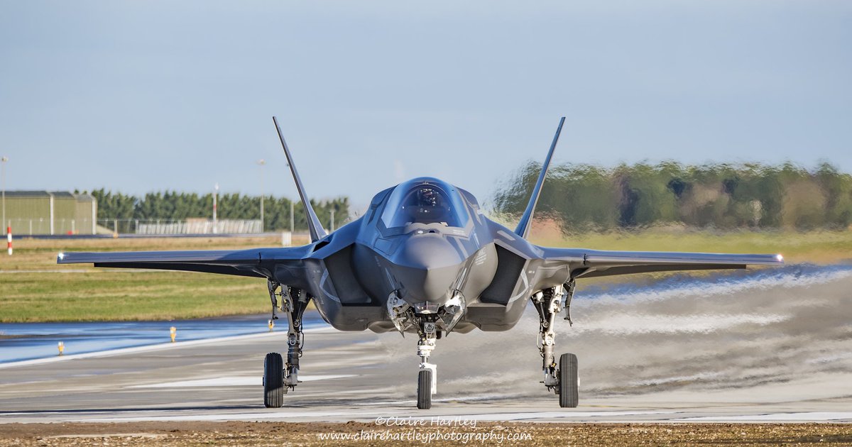 Claire Hartley tweet media