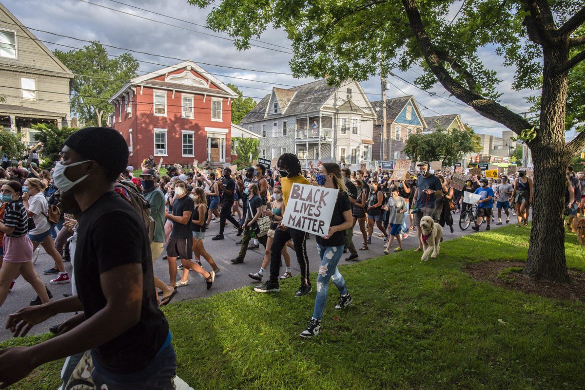 vtdigger's tweet image. About 300 people marched on the Burlington Police Department on Tuesday evening to protest the shooting of Jacob Blake at the hands of police in Kenosha, Wisconsin. Photos by @GlennVermont. #btv