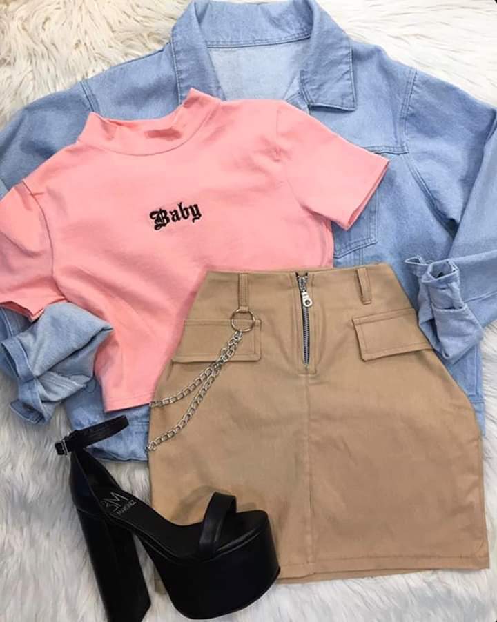 afr0disi's tweet photo. meu corpo implora por essas roupas nele https://t.co/klBkbbtJDu