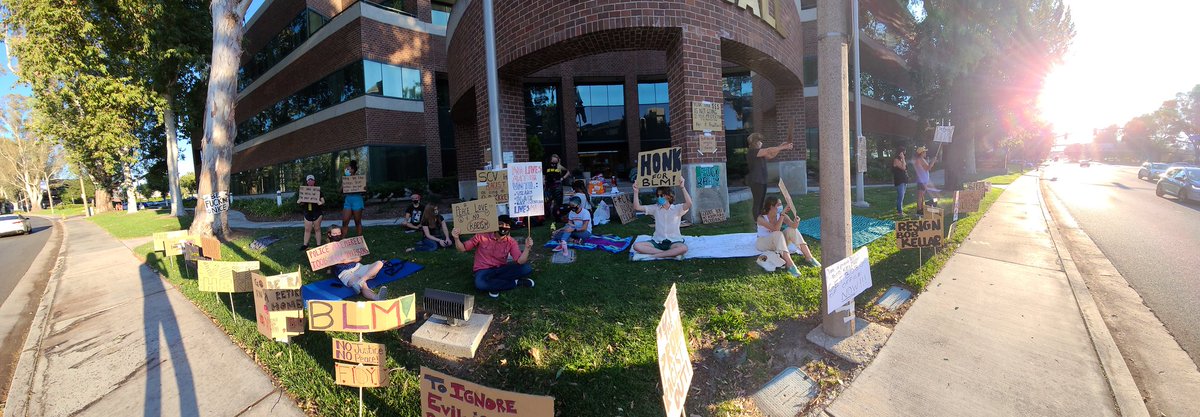 SCV4EO's tweet photo. We're proudly out at City Hall listening to the Council meeting! Thank you to @sofiaomegle, @jessterlavorre, and many other local activists for speaking tonight, you're the future of this thus-far-unjust city. <3 https://t.co/hzpmCOYpzn