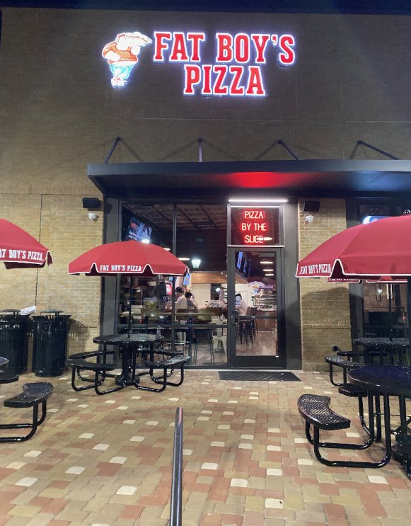 eatfatboyspizza's tweet photo. Psst. Baton Rouge. 👀 

🗣 WE’RE OPENING NEXT WEEK! 🍕🍺 🥤

Check out our menu: 
▶️ https://t.co/wArbT5FA22 https://t.co/TJARNvmaMG