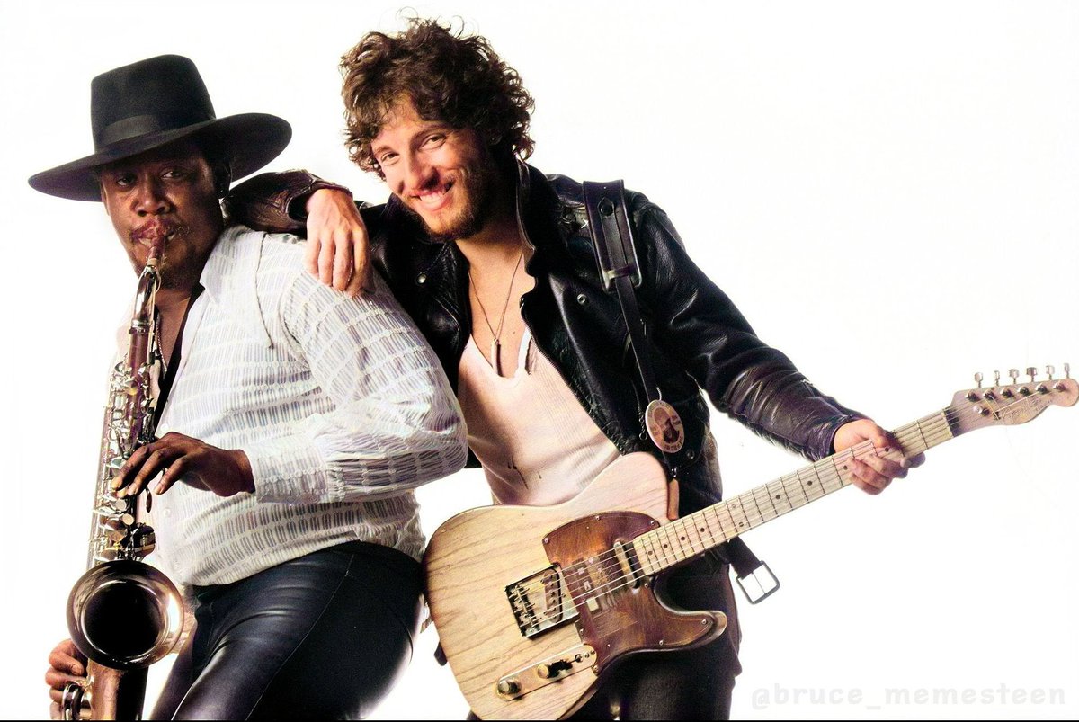 Born to Run is now 45 years old!
#springsteen #borntorun45 
Our favorite album cover!