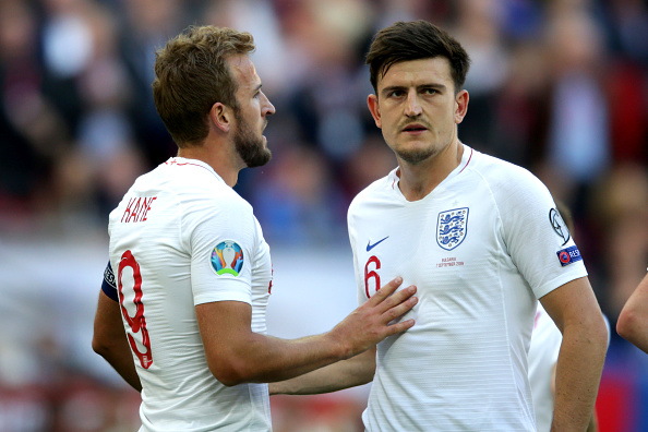 BBCSport's tweet photo. Harry Maguire has been given a suspended sentence of 21 months and 10 days in prison.

The Man Utd captain was found guilty of repeated bodily harm, attempted bribery, violence against public employees and insult after arrest on Mykonos.

👉 https://t.co/tVSRokngVG https://t.co/ZCyksSbkib