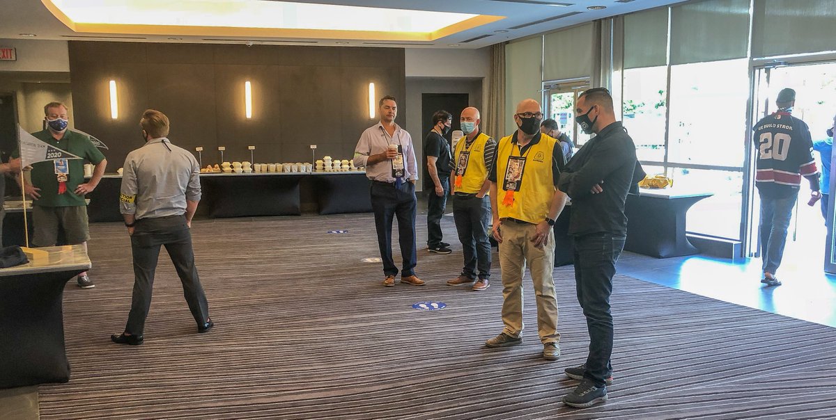 carpentersbc's tweet image. BCRCC staff and delegates at the 42nd UBC General Convention on Saturday. 
Congratulations to the McCarron Team on a successful re-election. And a huge thank-you to the staff and delegates for their contributions in showing the strength of the Brotherhood!
#WeBuildStrong