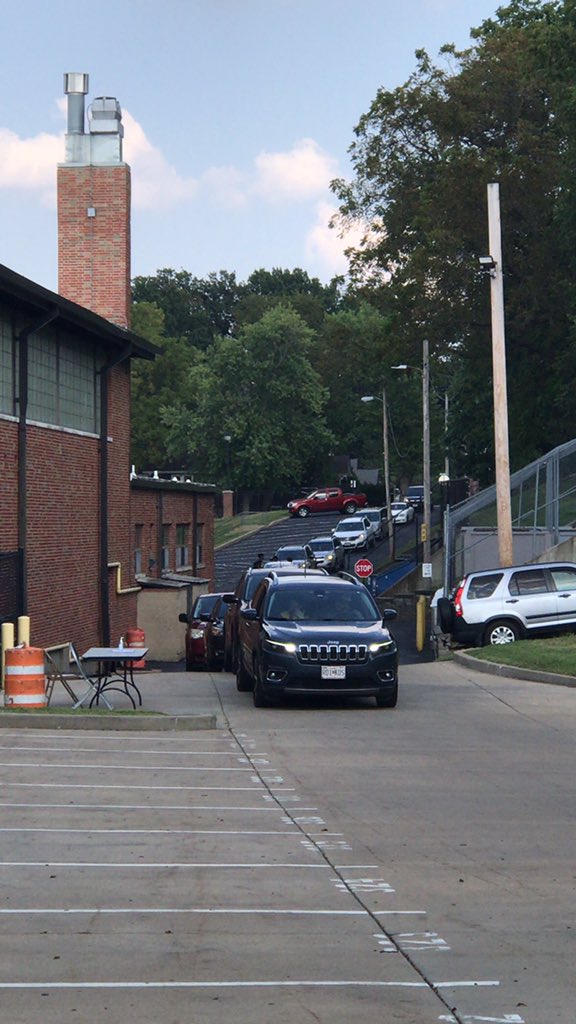 Thanks to everyone who came out to the evening Chromebook distribution!!