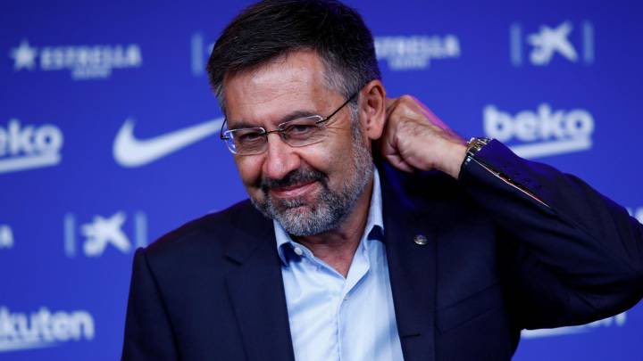 FutbolScoops's tweet photo. 🚨BREAKING🚨

JOSEP BARTOMEU STAYS!!!

He has reached out to SPORT and states he will NOT be resigning.

Chaos https://t.co/nqVtDXjNUJ