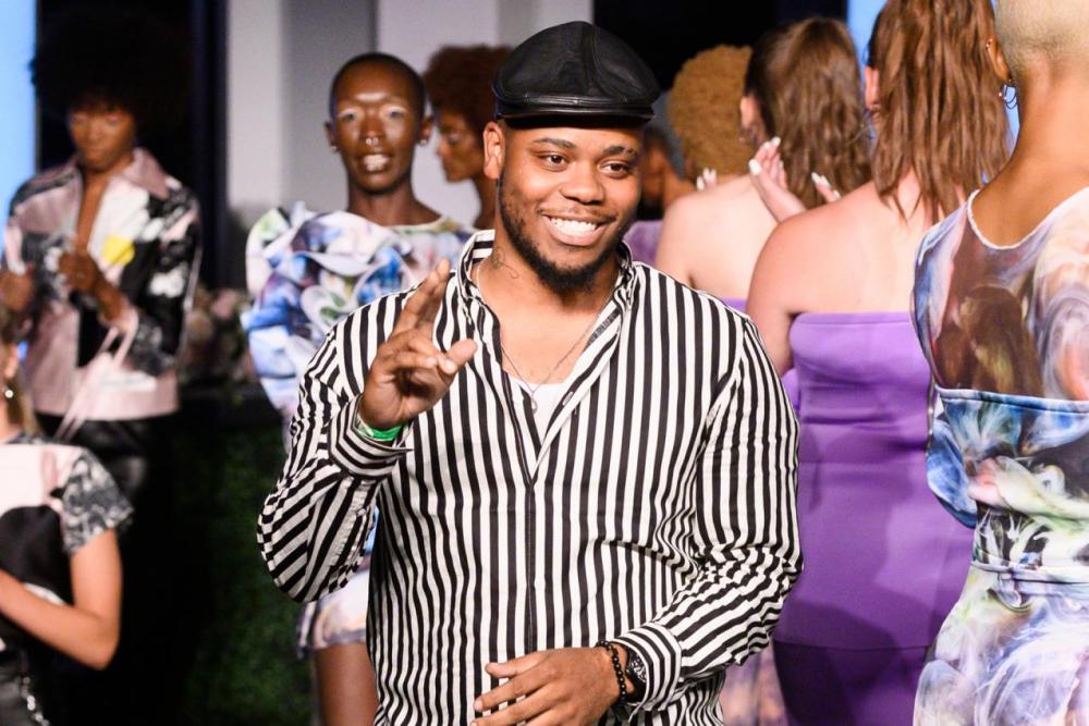 Pick of the Week! Art in August: Virtual Artist Café | Bishme Cromartie tonight 7pm <a href="/promoandarts/">BOPA</a> bit.ly/3g4u6NS