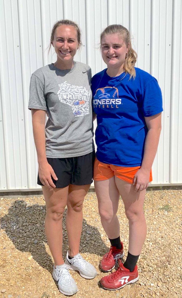 Corrie Remley commits to University of Wisconsin Platteville.  The 2021 P/IF plays at Prophetstown HS (IL) and on our 17u Texas Glory (IL) team.  Congrats Corrie!
