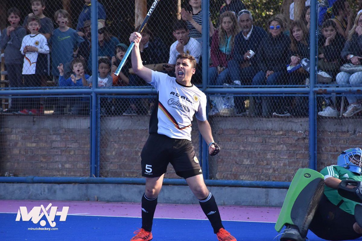 MinutoHockey's tweet photo. #RecuerdosMH 🔙💭

🔵 Hace un año, Alemán 🇩🇪 se consagraba campeón del Campeonato Argentino de Clubes B.

🔵 Los Teutones se impusieron en la final frente a Vistalba por penales y se quedaron de manera invicta con el título en el torneo que se jugó en Mendoza.🏆 https://t.co/2yJOVnRz95