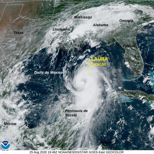 climatempo's tweet photo. ⚠ ATENÇÃO: Furacão #Laura ganha força e avança para os EUA. Confira: https://t.co/AwZsSwaJbe #hurricane #eua https://t.co/MFVCQmHXB0