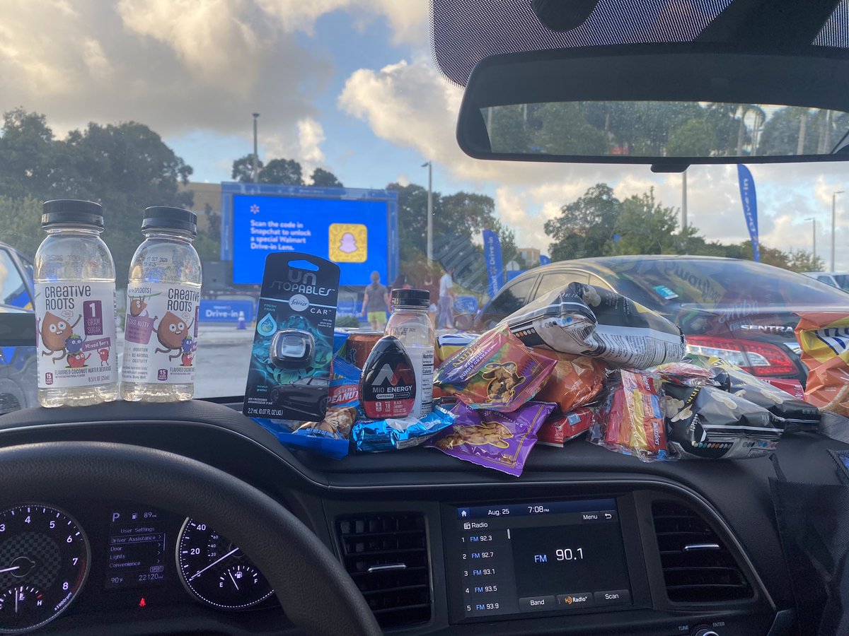 aileenwthenews's tweet photo. I’m at the Walmart Drive-In and they give you a free bag with a bunch of snacks and drinks and this is so cute 🥺 https://t.co/3crAW1IHSM