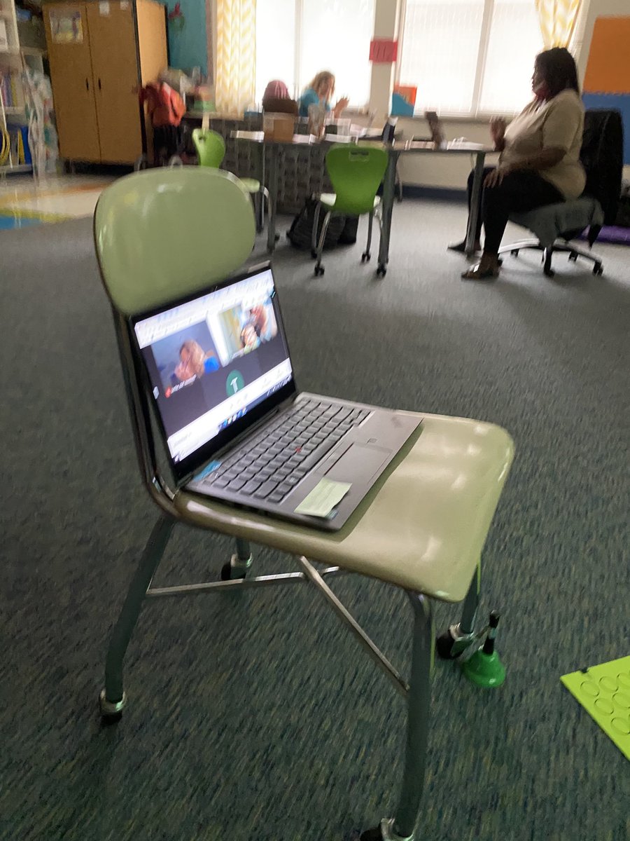khardingteaches's tweet photo. Virtual production going on over here! #aversboro #IDsevererocks https://t.co/U7X2nX7n9W