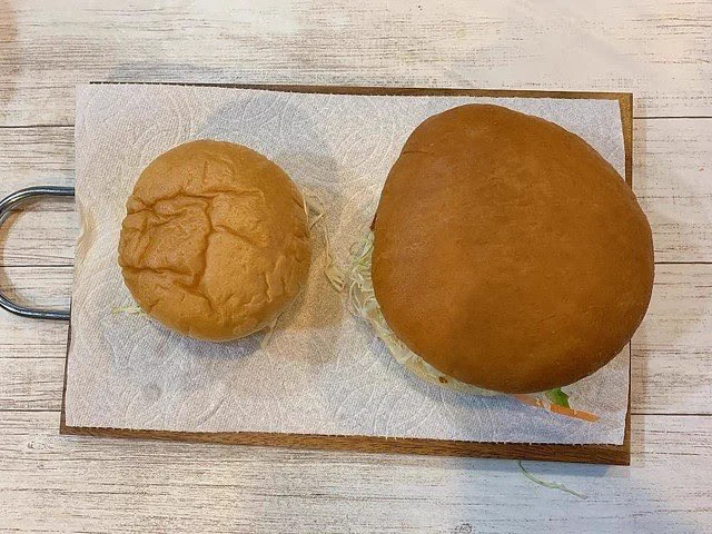 左がマック、右がコメダ！その違いはもはや歴然‼