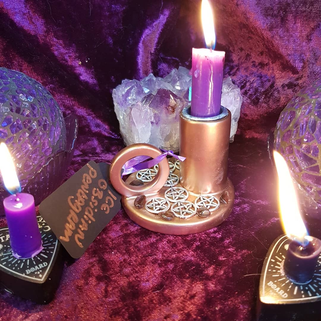 <a href="/CentreWillow/">Willow Tree Spiritual Centre</a> #tigereye #crystals #reikicharged #pentagram #witches #candle #holder #soldintheshop #accrington #Lancashire #bb51as £5.99 each #oneofakind