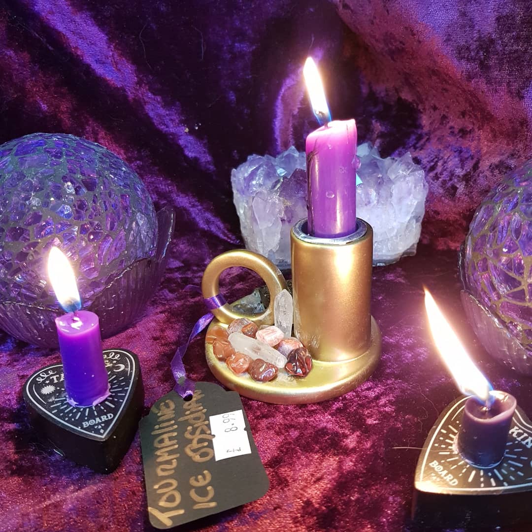 <a href="/CentreWillow/">Willow Tree Spiritual Centre</a>