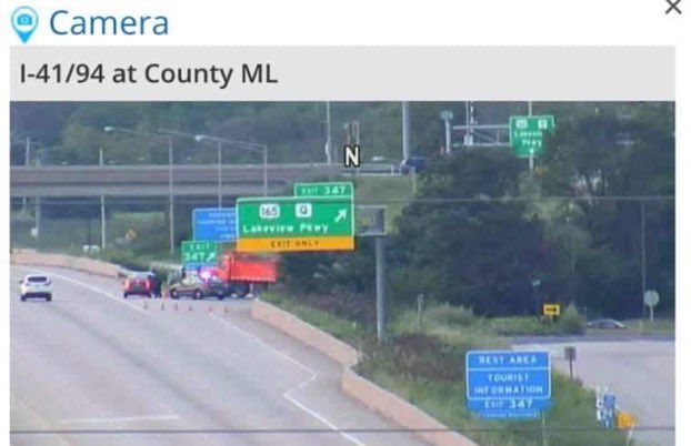 All highway exits into  #Kenosha are closed in an attempt to prevent rioters from joining from other cities and states ( @Crisis_Intel)
