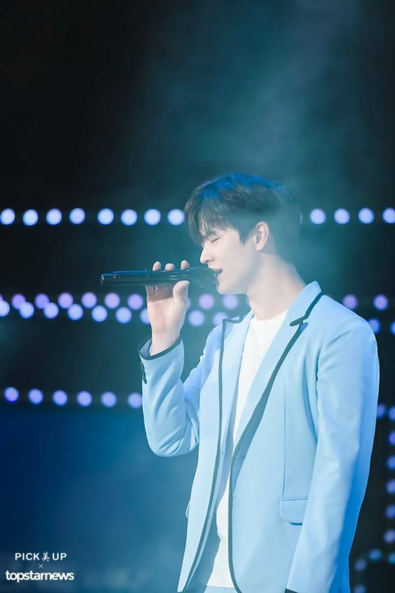 «30 Day Bias Challenge»D-8 - Bias singing sungjae is incredibly handsome & hot especially when he sings  #SUNGJAE  #성재  #BTOB  #비투비