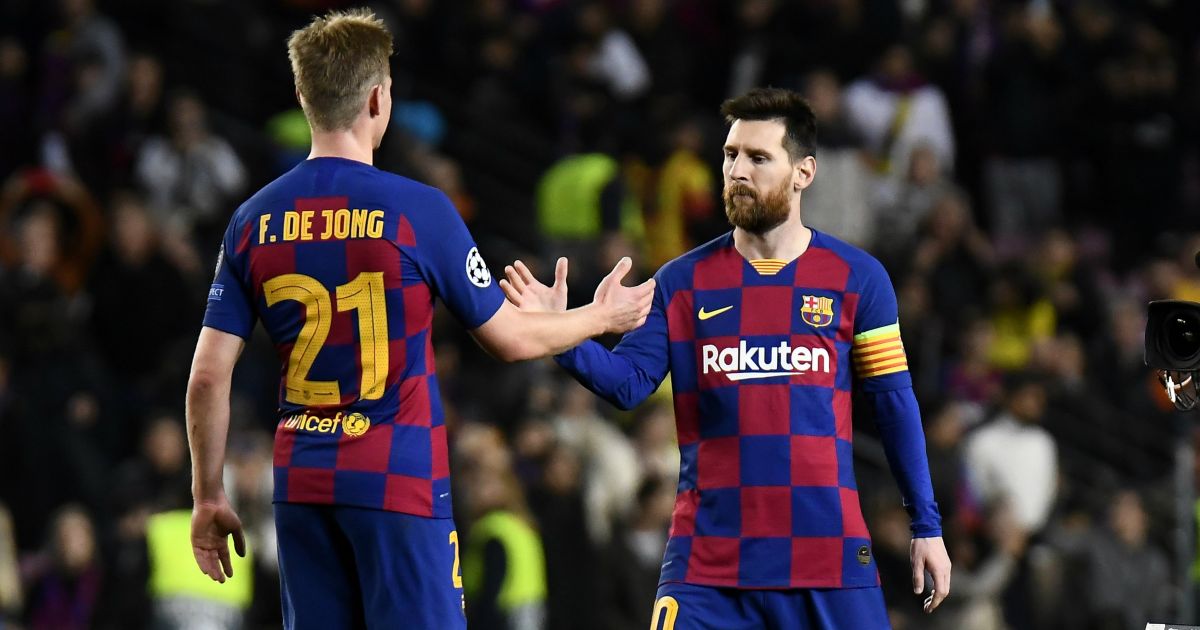 zio_legend's tweet photo. Feeling sorry for de jong  😥
Broo 😭 https://t.co/vTXz5XMONQ