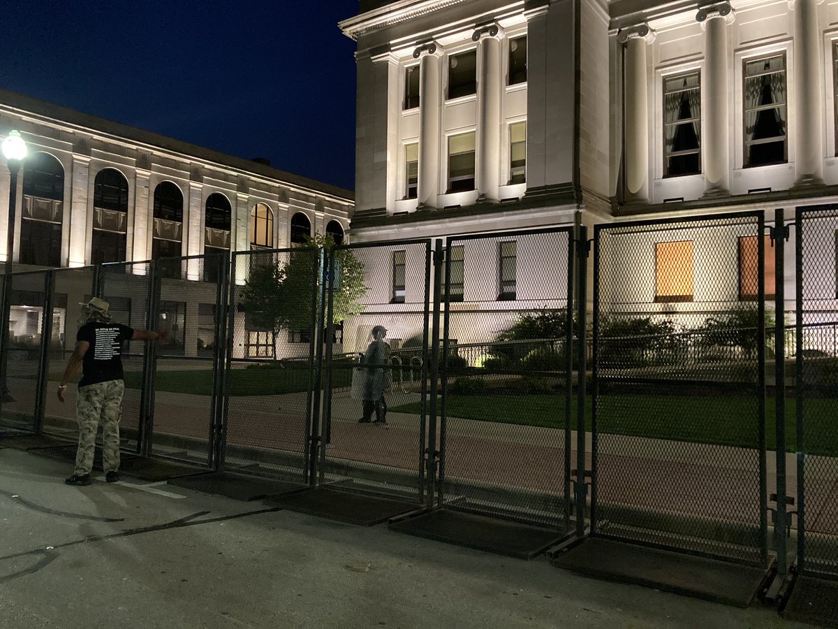 National Guardsmen are behind the fencing that was set up today at the Kenosha County Courthouse. Wouldn’t be surprised if this turns into another Portland federal courthouse situation.