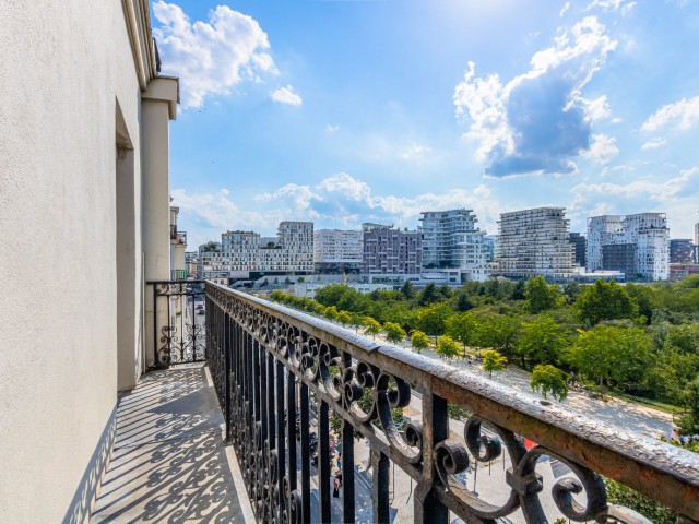 Nouveau: Batignolles 2/3 pièces avec Balcon au 5é étage: pvt.fm/p/5E81CC9FEA5A