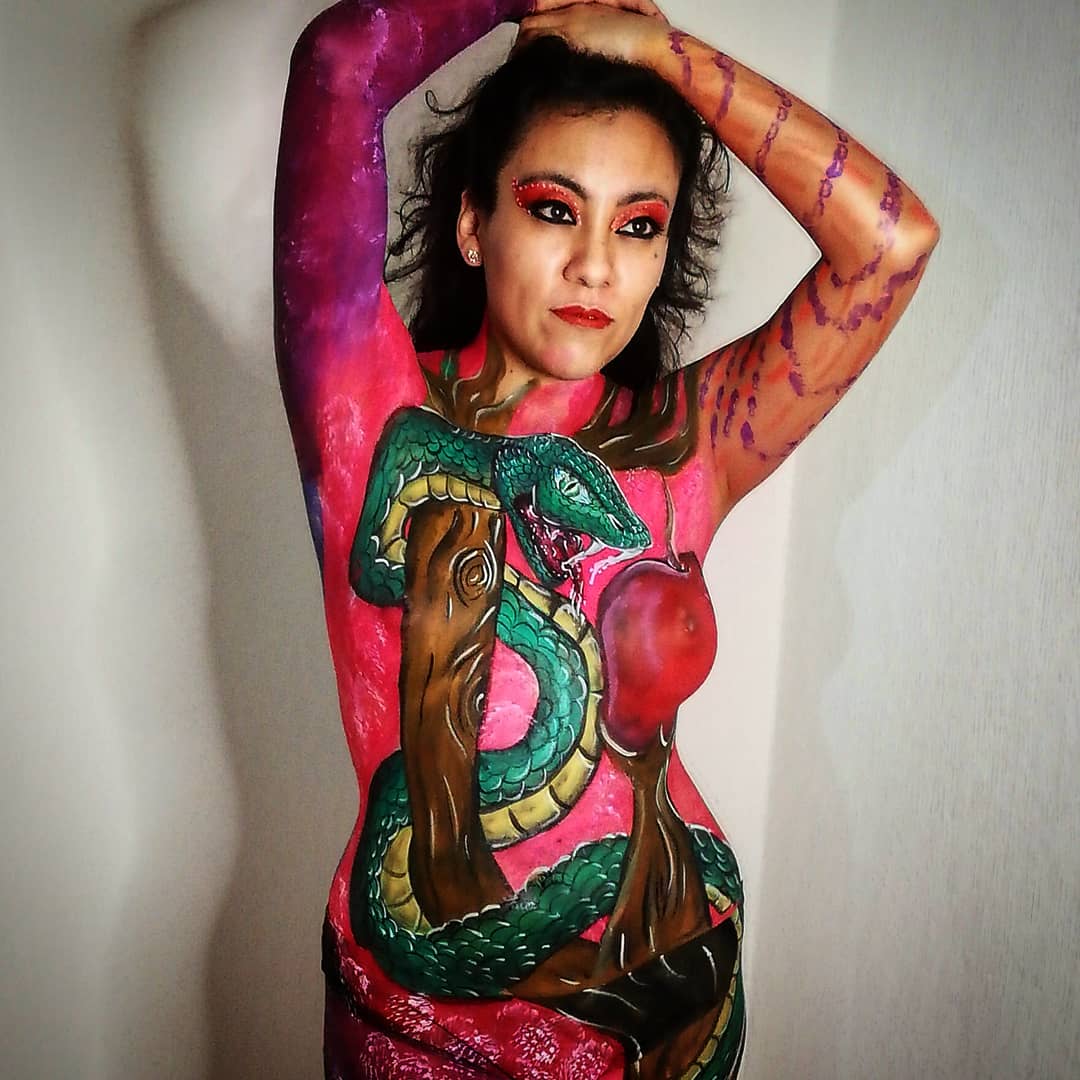 Moncadapainter's tweet photo. Prácticas
Lienzo : @reynyboop
Painter : David Moncada
Fotografía :David Moncada
#body #bodypaint #bodypaintg #bodypainters #lienzovivo #lienzo #bodypaintmagazine https://t.co/9gHQTSryAY