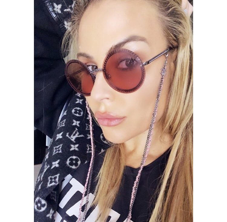 A pair of Chanel shades keep the haters away. Right? Right! #QuarantineQueen 🧏🏼‍♀️