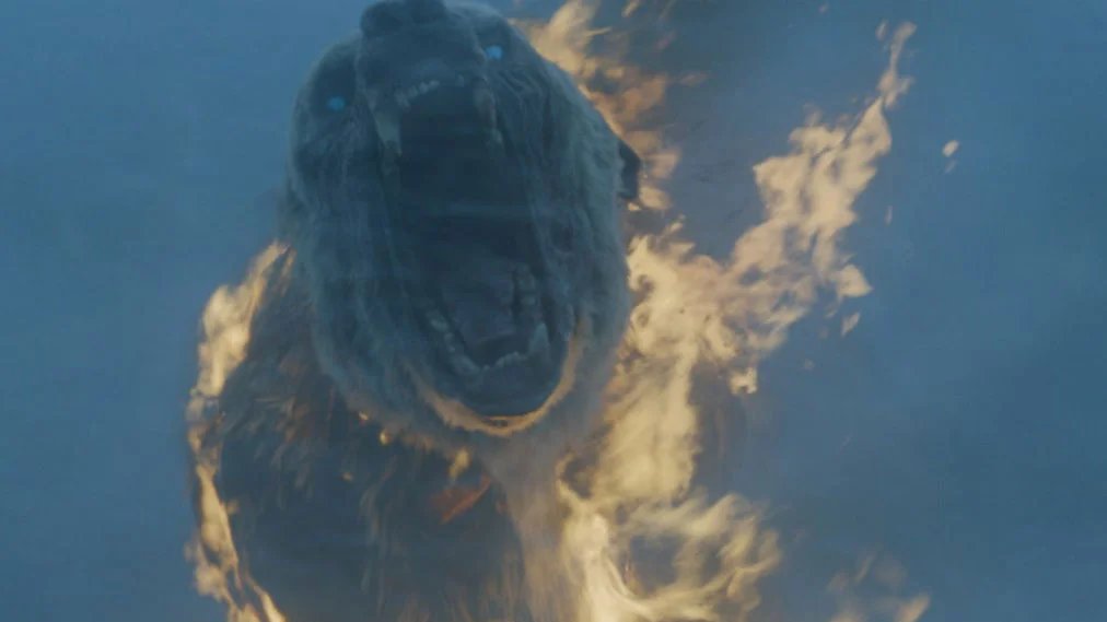 Thrones_Facts's tweet photo. David Benioff and D.B. Weiss had been wanting a wight polar bear since Season 3, but the effects team told them 'fuck you, we can't afford a zombie bear' https://t.co/PkdbolElnh