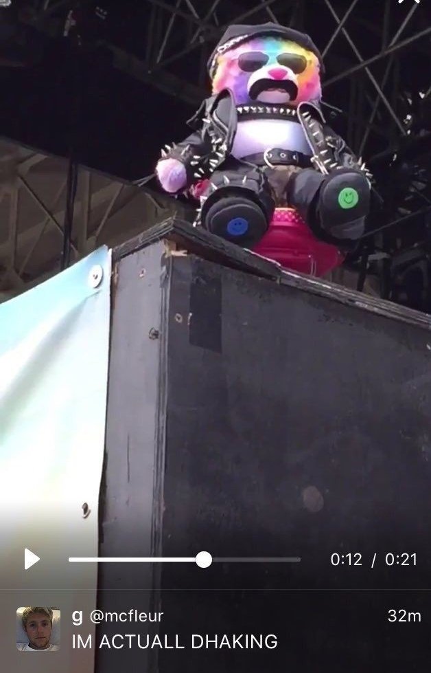 2016 - Leeds festival Rbb appears with the blue and green stickers during the Little mix performance. And while SECRET LOVE SONG the lights on the stage turned blue and green.